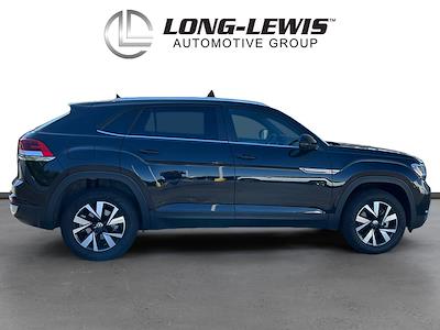 Used 2023 Volkswagen Atlas Cross Sport - photo 1