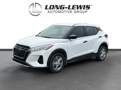 Used 2024 Nissan Kicks - photo 1