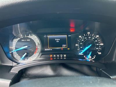 Used 2017 Ford Expedition - photo 1