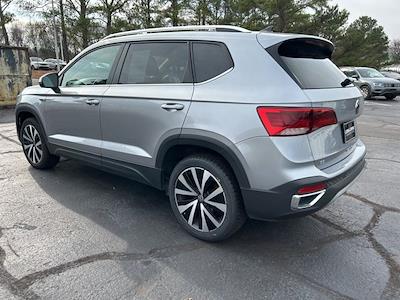 Used 2024 Volkswagen Taos SE for sale #FA1034 - photo 2