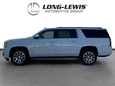 Used 2020 GMC Yukon XL - photo 1