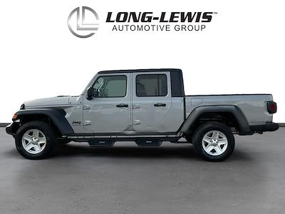 Used 2020 Jeep Gladiator - photo 1