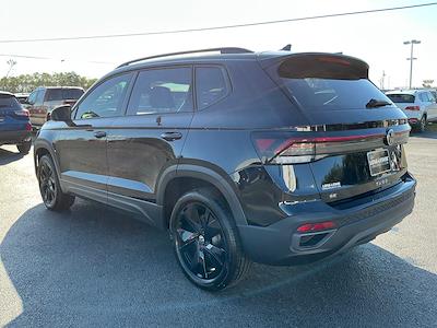 2025 Volkswagen Taos FWD SUV for sale #M25EX248A - photo 2