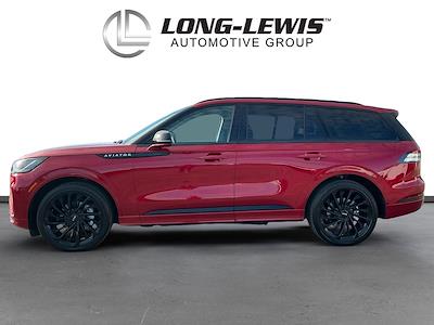 Used 2025 Lincoln Aviator - photo 1