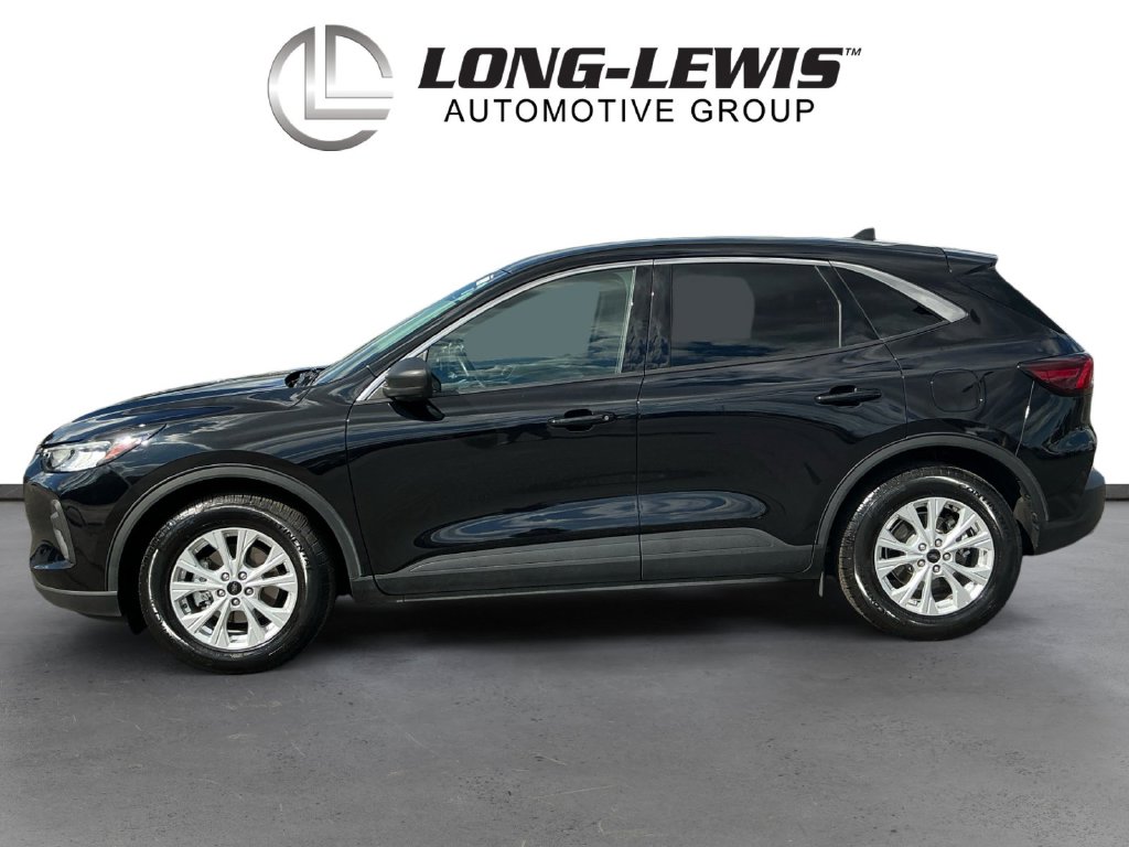 Used 2024 Ford Escape - photo 2