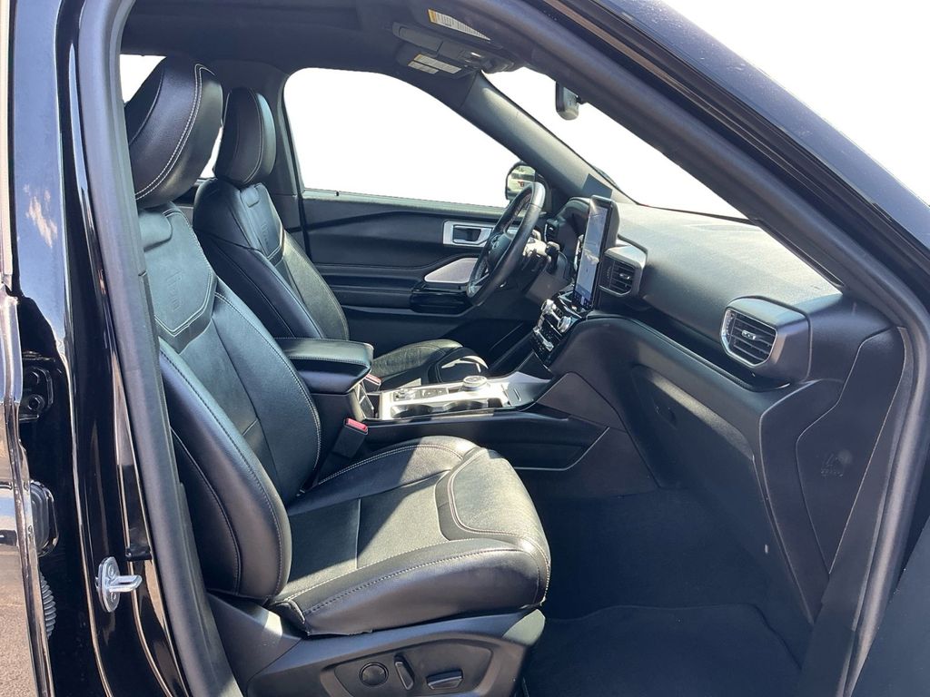 Used 2023 Ford Explorer - photo 18