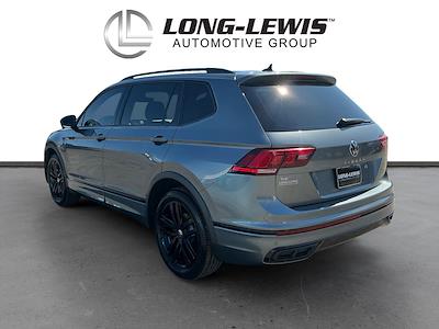 Used 2022 Volkswagen Tiguan - photo 1