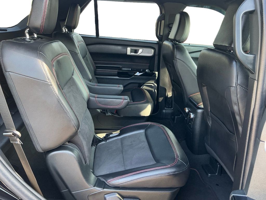 Used 2023 Ford Explorer - photo 19
