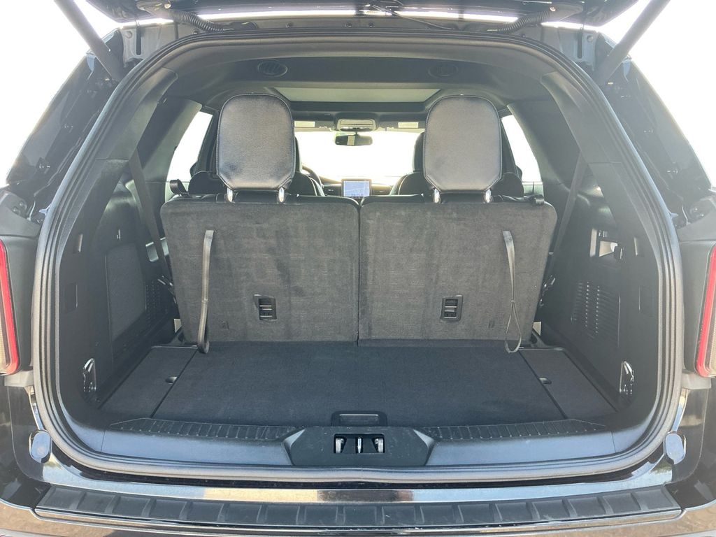 Used 2023 Ford Explorer - photo 20