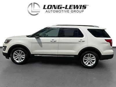 Used 2017 Ford Explorer - photo 2