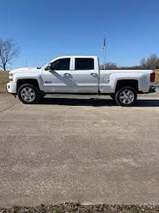 Used 2017 Chevrolet Silverado 2500 - photo 1