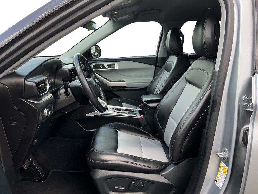 Used 2022 Ford Explorer - photo 15