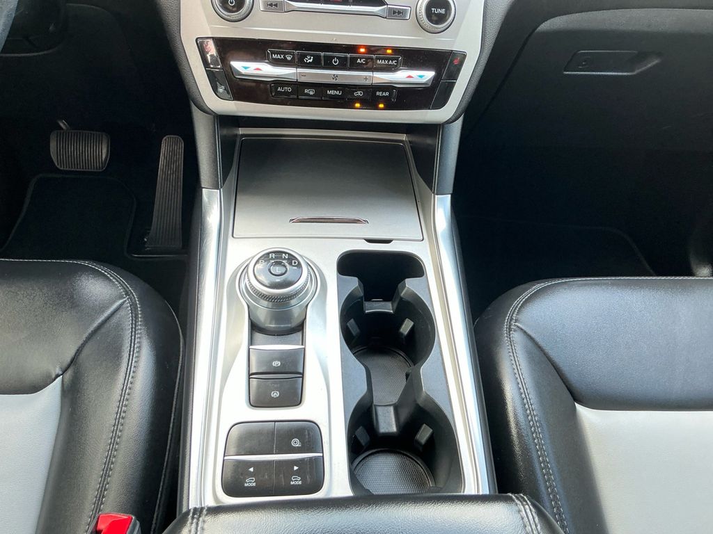 Used 2022 Ford Explorer - photo 21