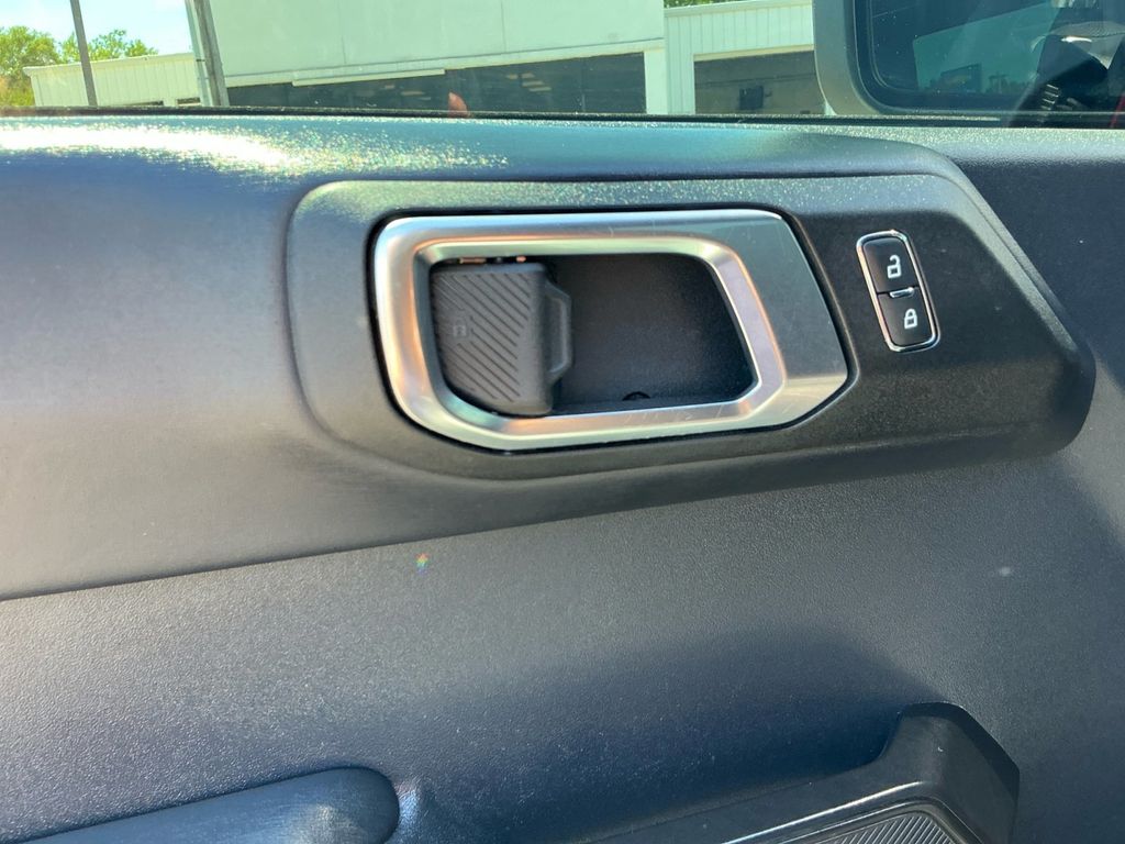 Used 2022 Ford Bronco - photo 12