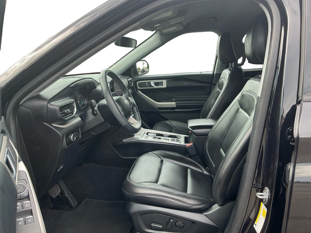 Used 2023 Ford Explorer - photo 11