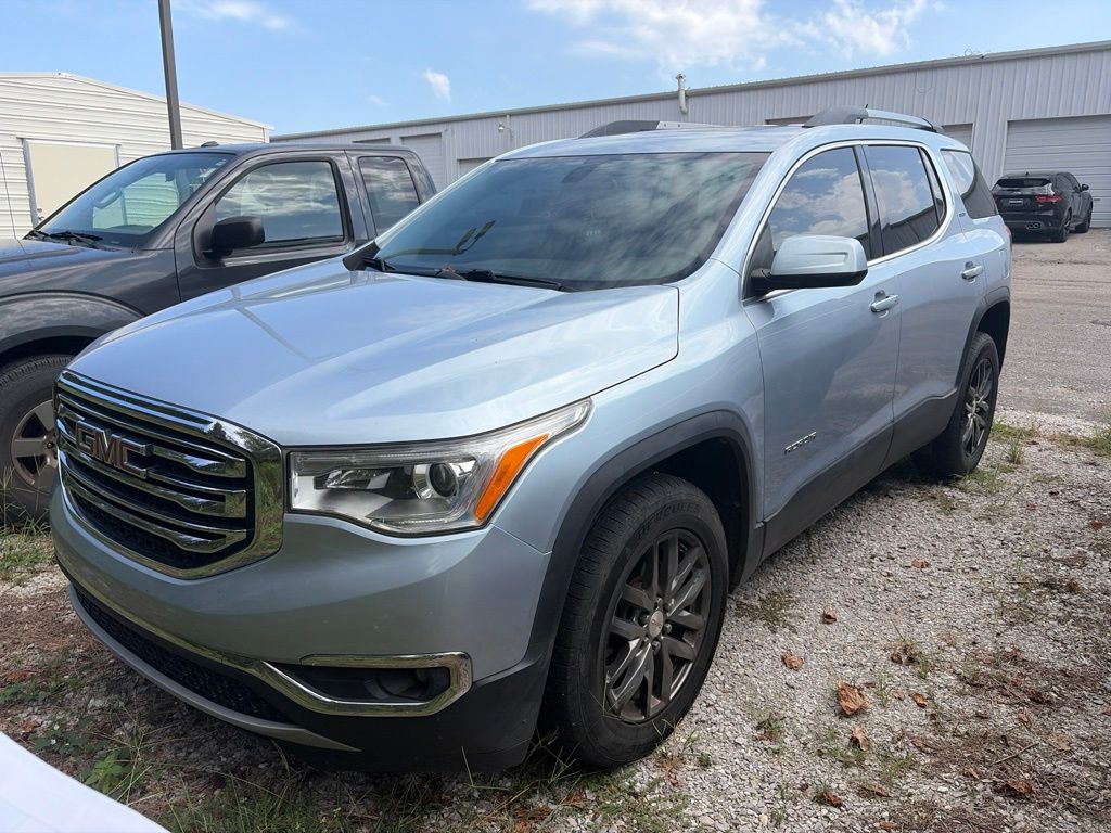 Used 2017 GMC Acadia - photo 1