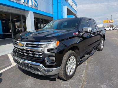 Used 2025 Chevrolet Silverado 1500 - photo 1