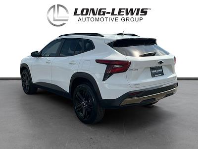 Used 2024 Chevrolet Trax - photo 1