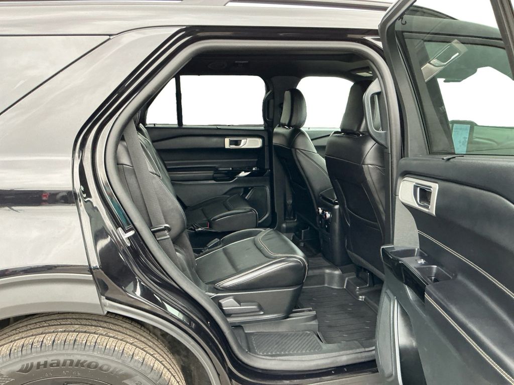 Used 2024 Ford Explorer - photo 19