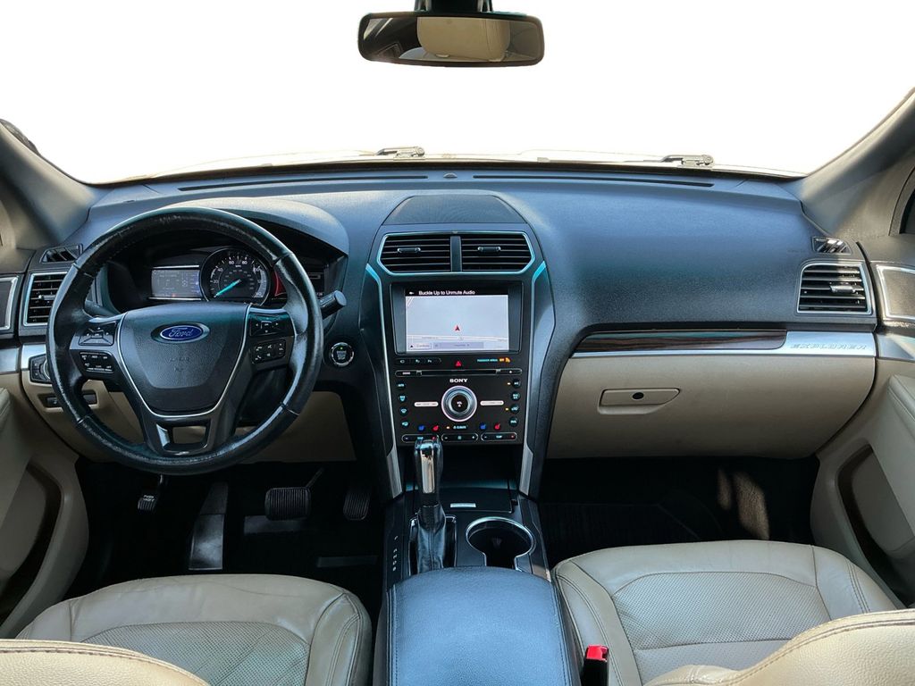 Used 2017 Ford Explorer - photo 11