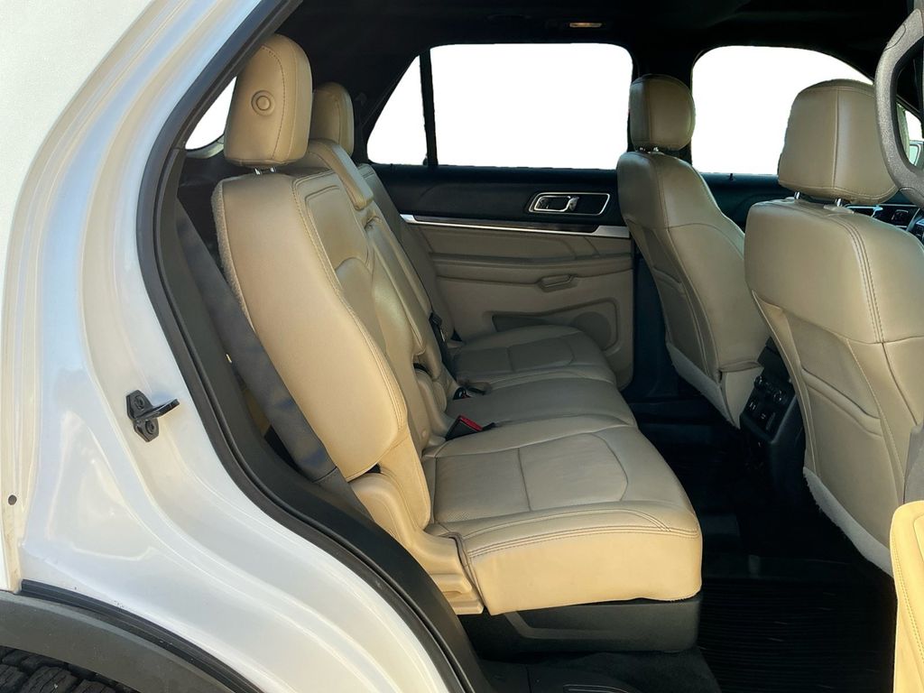 Used 2017 Ford Explorer - photo 17
