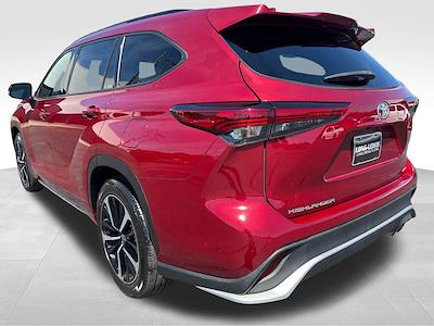 Used 2021 Toyota Highlander XSE SUV for sale #F25AT077A - photo 2