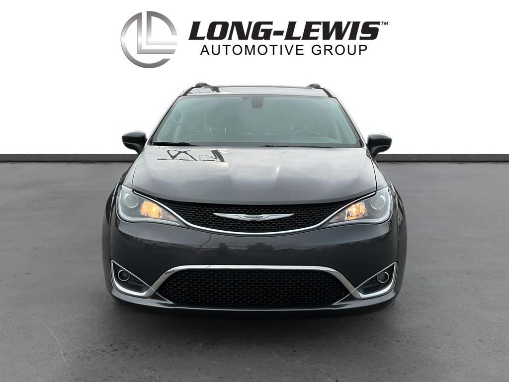 Used 2018 Chrysler Pacifica - photo 9