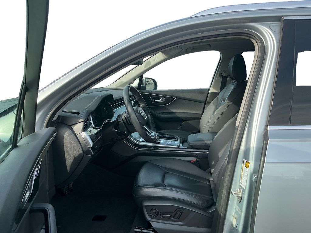 Used 2023 Audi Q7 - photo 16