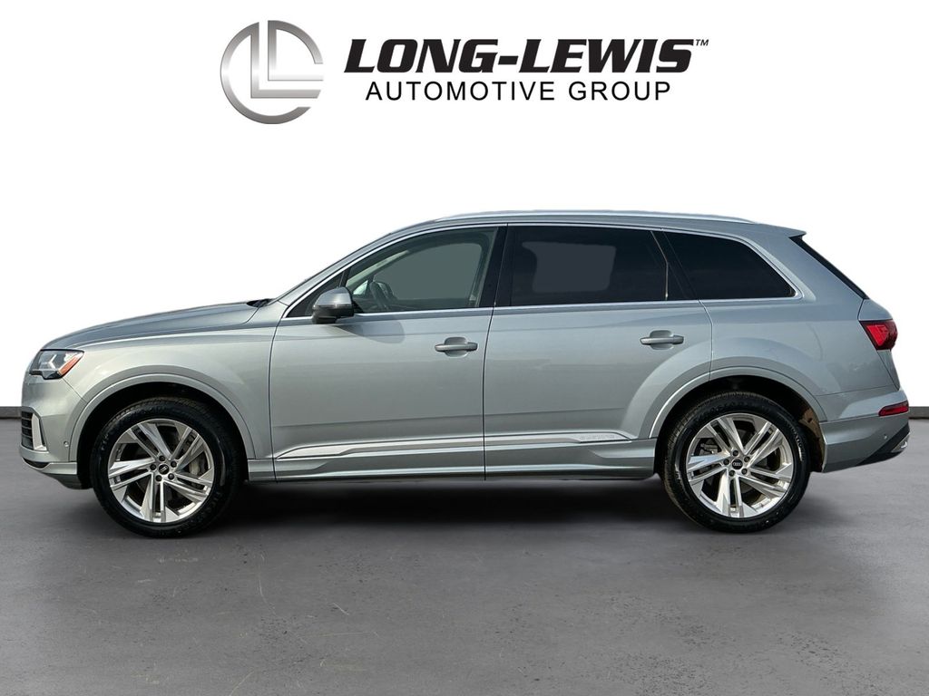Used 2023 Audi Q7 - photo 2