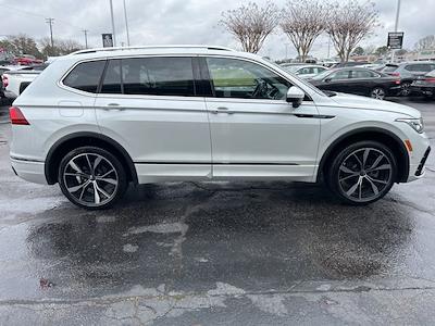 Used 2022 Volkswagen Tiguan SEL R-Line Black for sale #F26TG016A - photo 2