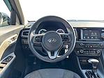 2017 Kia Niro FWD SUV for sale #M25BR087C - photo 18