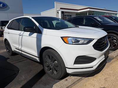 Used 2022 Ford Edge - photo 1
