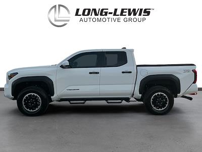 Used 2025 Toyota Tacoma - photo 1