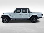 Used 2020 Jeep Gladiator Overland Crew Cab 4x4 Pickup for sale #MA0441A - photo 3