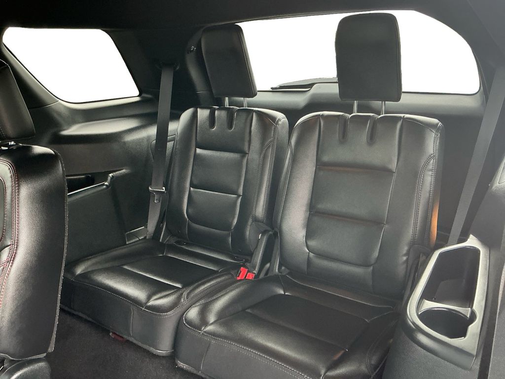 Used 2019 Ford Explorer - photo 17