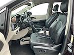 Used 2017 Chrysler Pacifica Touring L Minivan for sale #T26EQ034B - photo 14