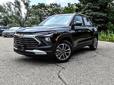 Used 2025 Chevrolet Trailblazer - photo 1