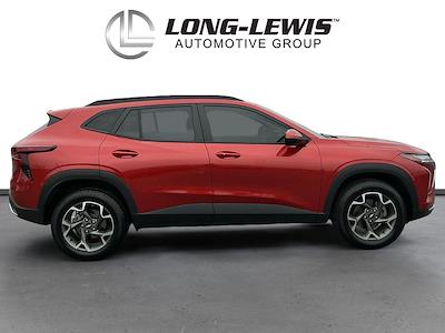 Used 2024 Chevrolet Trax - photo 1