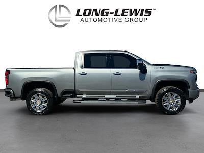 Used 2024 Chevrolet Silverado 2500 - photo 1
