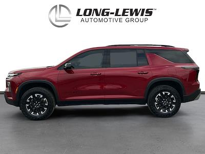 Used 2024 Chevrolet Traverse - photo 1