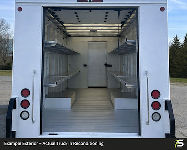 Used 2021 Freightliner MT 45 - photo 1