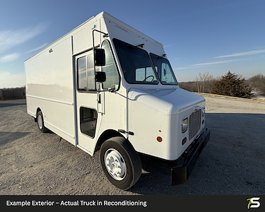 Used 2020 Freightliner MT 45 - photo 1