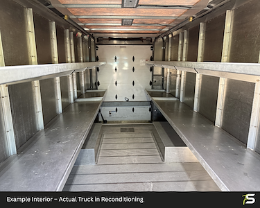 Used 2020 Freightliner MT 45 - photo 1