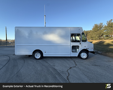 Used 2021 Freightliner MT 45 - photo 1