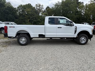New 2026 Ford F-250 XL Super Cab 4x4 SRW Pickup for sale #E129 - photo 2