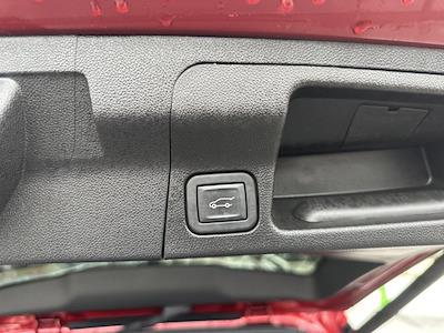 Used 2023 GMC Acadia - photo 1