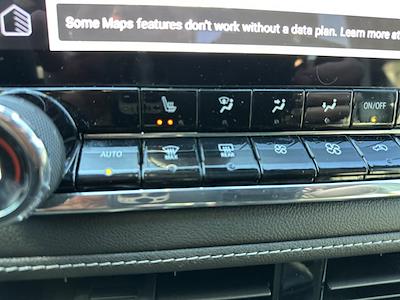 Used 2023 Chevrolet Colorado - photo 1