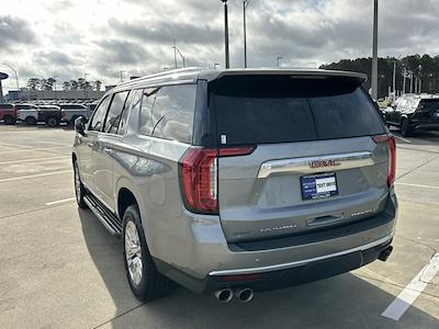Used 2023 GMC Yukon XL - photo 1