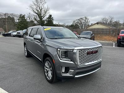 Used 2022 GMC Yukon XL - photo 1