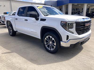 Used 2025 GMC Sierra 1500 - photo 1